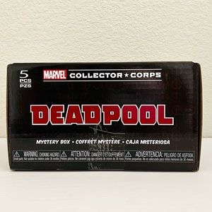Funko POP! March 2021 Marvel Collector Corps Deadpool 30th Anniversary Large